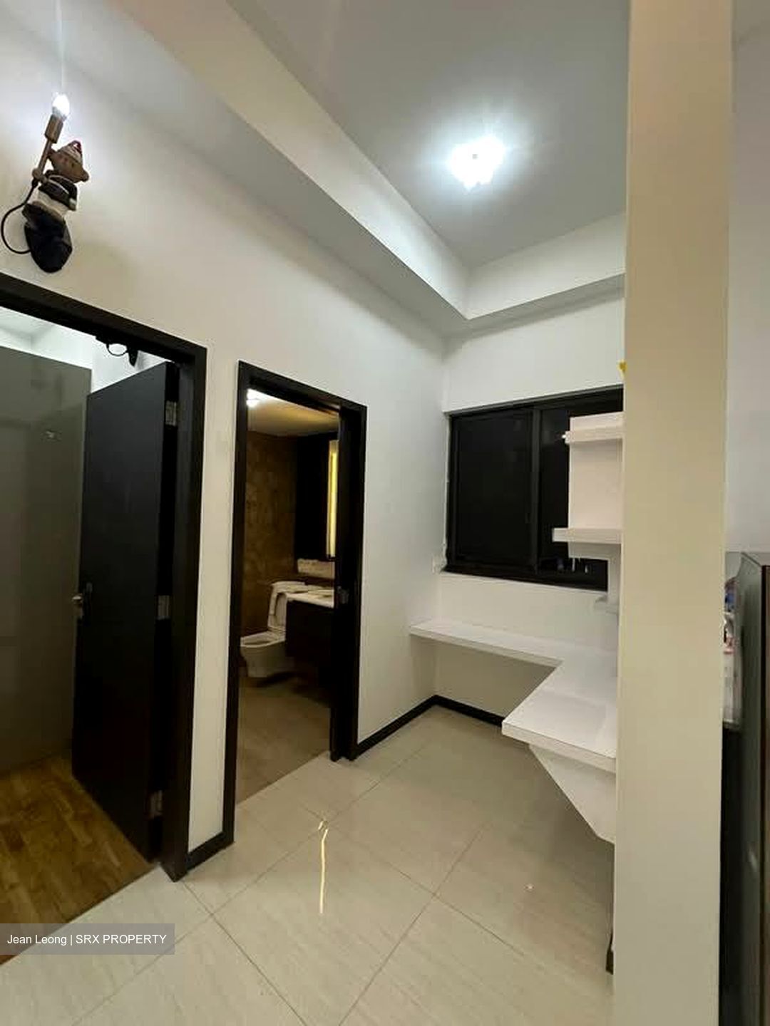 Sims Urban Oasis (D14), Condominium #575503351